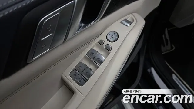 BMW X7 M50i 6 мест — Фото автомобиля 29