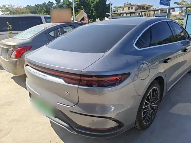 BYD Han — Фото автомобиля 6