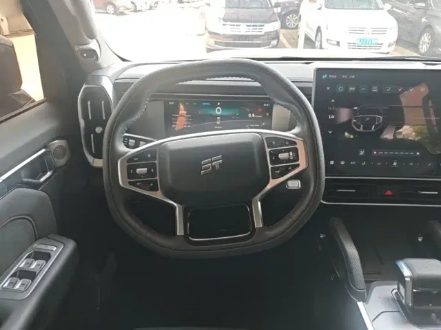Jetour T2 — Фото автомобиля 10