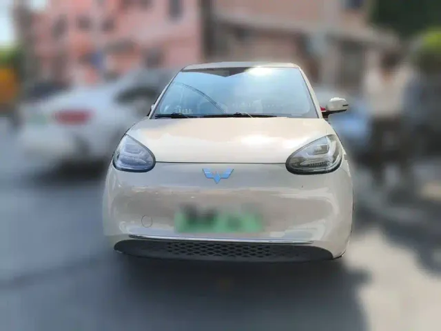 Wuling Bingo — Фото автомобиля 2