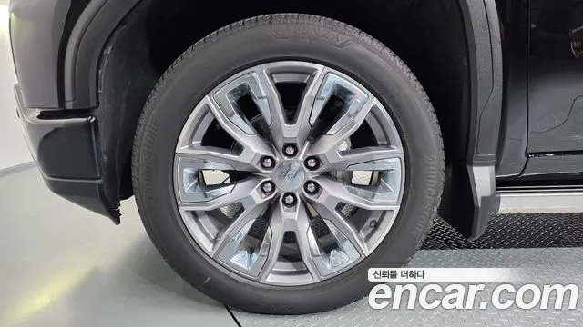GMC Sierra — Фото автомобиля 5