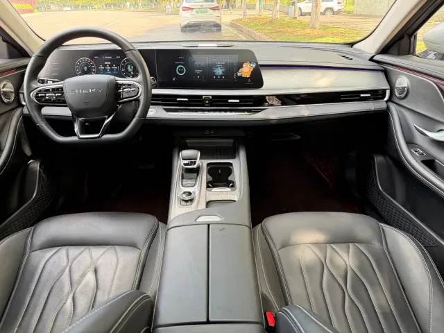 Chery Arrizo 8 — Фото автомобиля 8