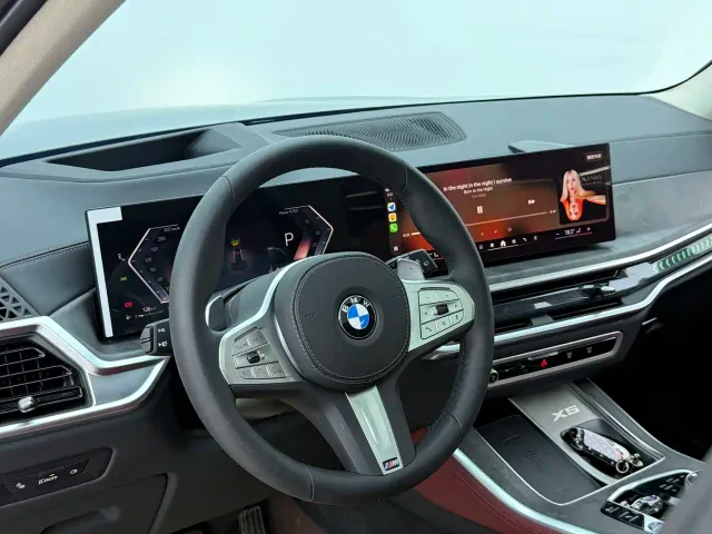 BMW X5 — Фото автомобиля 4