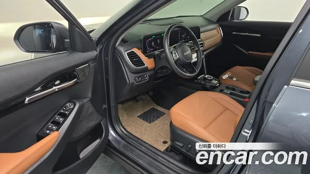 Kia Seltos Бензин 1.6 турбо 2WD — Фото автомобиля 10