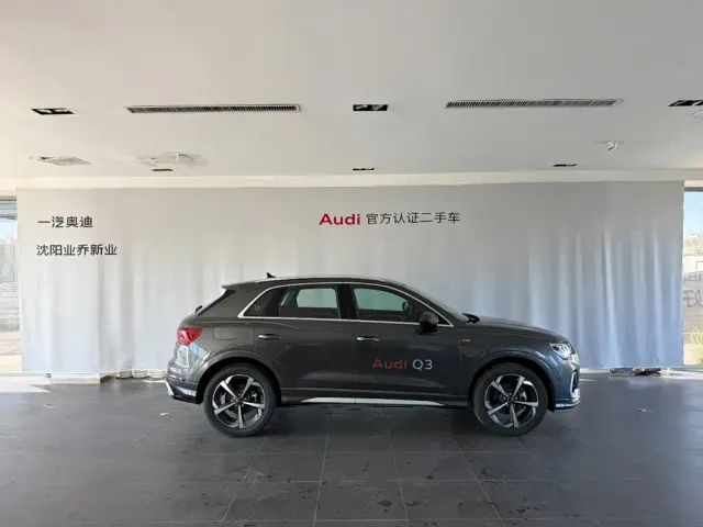 Audi Q3 — Фото автомобиля 3