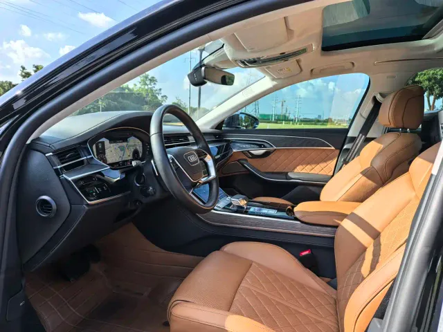 Audi A8 — Фото автомобиля 7