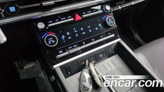 Hyundai Santafe Santa Fe (MX5) Бензин 2.5T 2WD — Фото автомобиля 26