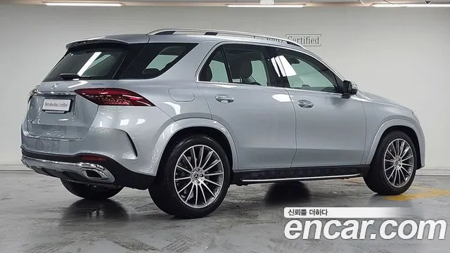 Mercedes-Benz GLE-Class — Фото автомобиля 2