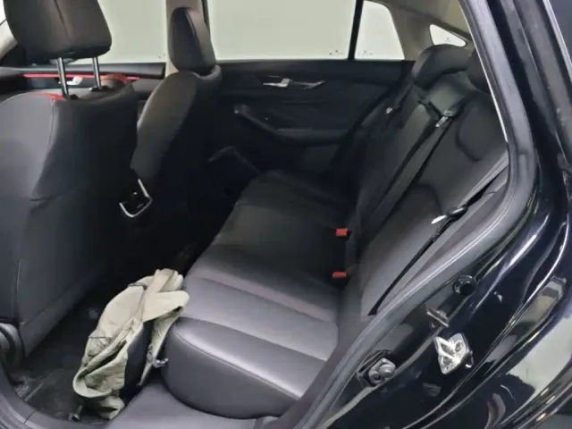Dongfeng Yixuan MAX — Фото автомобиля 16
