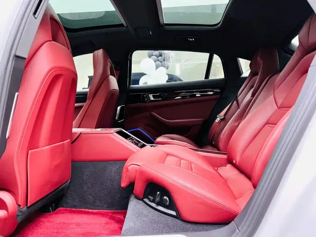Porsche Panamera — Фото автомобиля 15