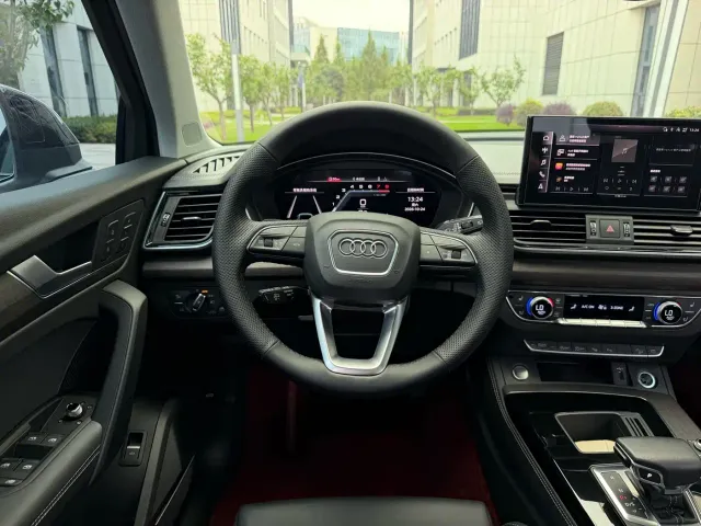 Audi Q5L — Фото автомобиля 19