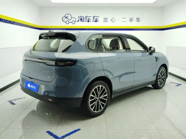 Leapmotor B10 — Фото автомобиля 3