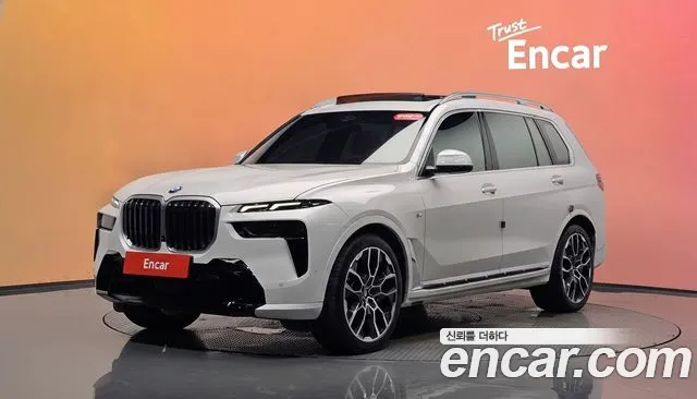 Фотография автомобиля — BMW X7 G07