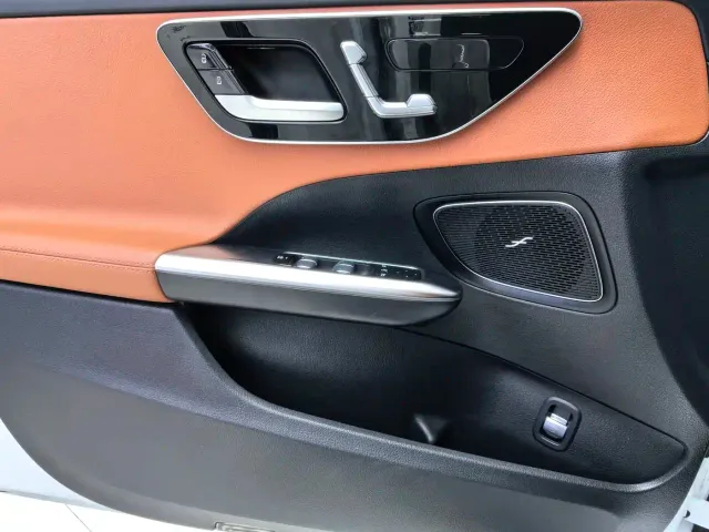 Mercedes-Benz C-Class — Фото автомобиля 15