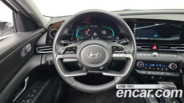Hyundai Avante CN7 — Фото автомобиля 22