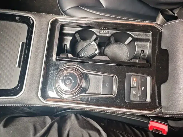 Ford Edge — Фото автомобиля 9