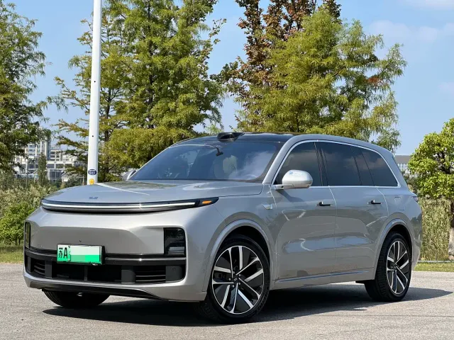 Фотография автомобиля — Li Auto L9