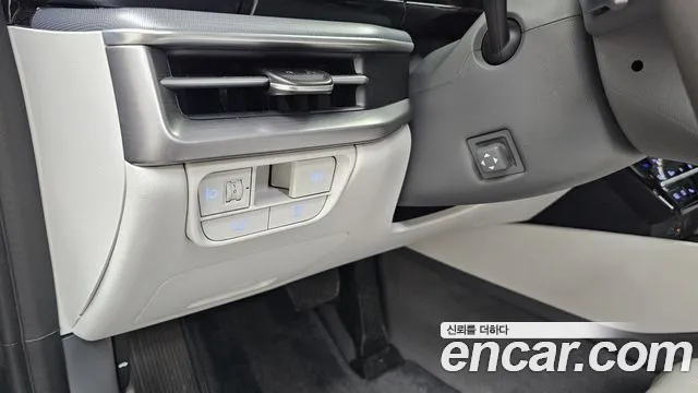 Hyundai Grandeur GN7 — Фото автомобиля 25