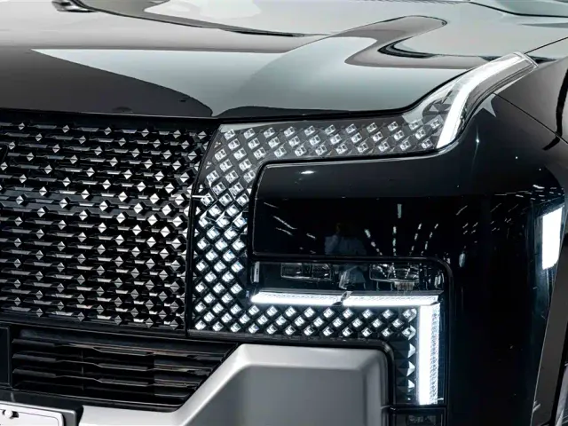 BYD U8 — Фото автомобиля 4