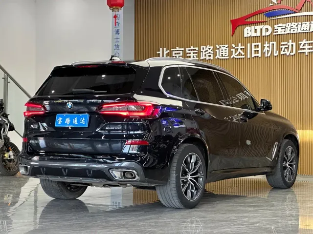 BMW X5 — Фото автомобиля 15