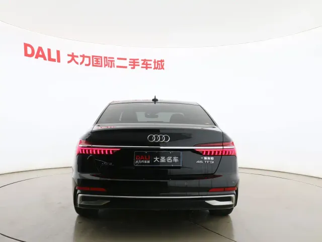 Audi A6L — Фото автомобиля 15