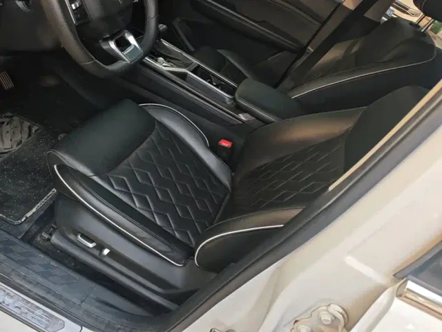 Wuling Jiachen — Фото автомобиля 14