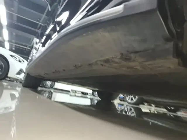 Mercedes-Benz EQE SUV — Фото автомобиля 21