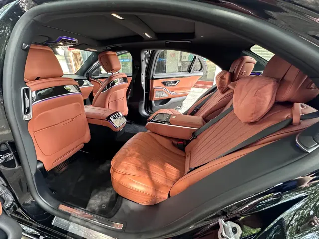 Mercedes-Benz S-Class — Фото автомобиля 15