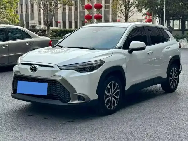 Toyota Frontlander — Фото автомобиля 3