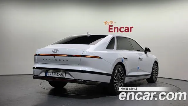 Hyundai Grandeur Grandeur (GN7) 3.5 Бензин 2WD — Фото автомобиля 2