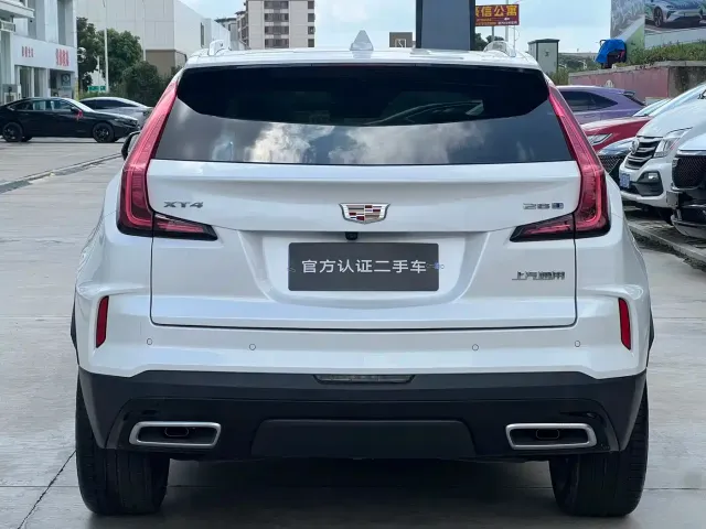 Cadillac XT4 — Фото автомобиля 4