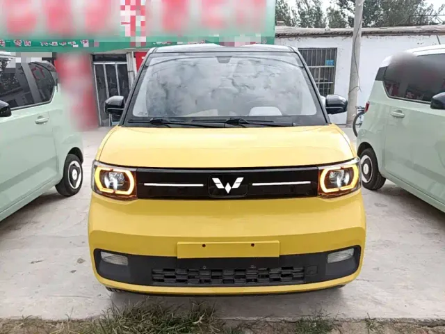 Wuling Hongguang Mini EV — Фото автомобиля 2
