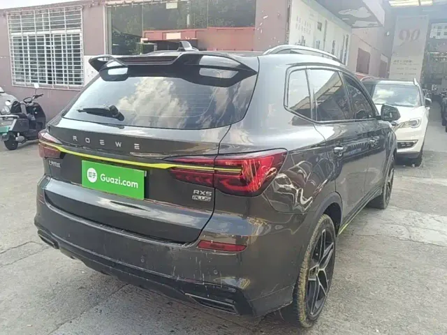 Roewe RX5 — Фото автомобиля 6