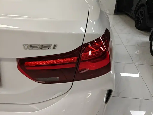 BMW BMW 1 Series 2023 125i M Sport Shadow Edition — Фото автомобиля 7