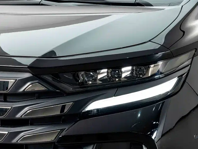 Toyota Vellfire — Фото автомобиля 4