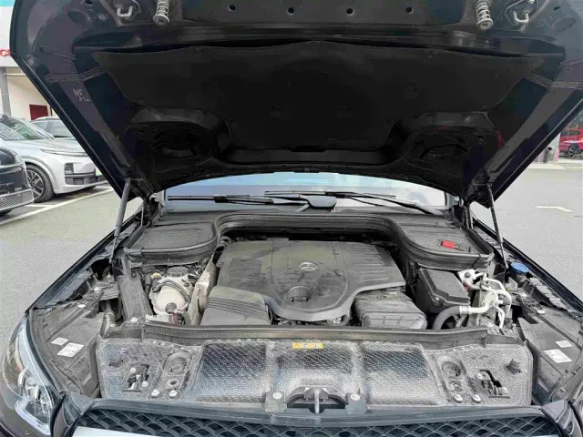 Mercedes-Benz GLS-Class — Фото автомобиля 11