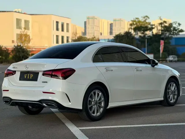 Mercedes-Benz A-Class — Фото автомобиля 4
