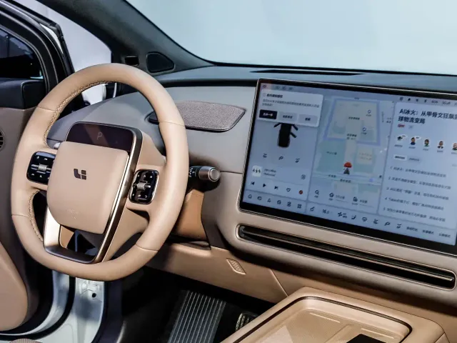 Li Auto i6 — Фото автомобиля 25
