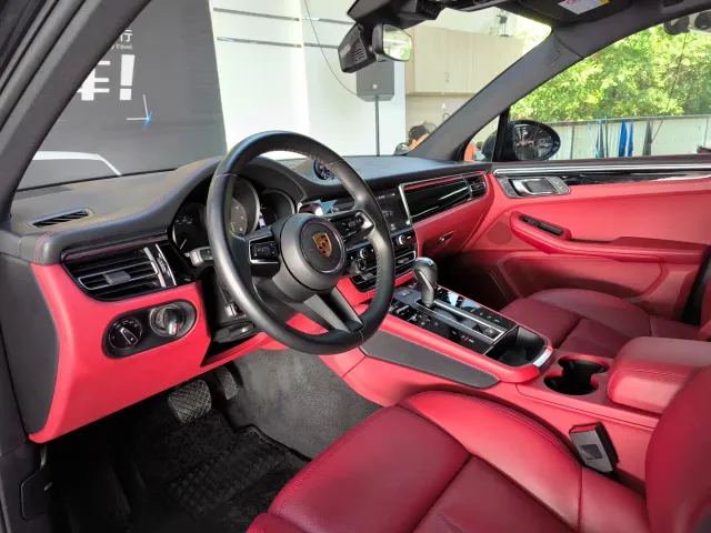 Porsche Macan — Фото автомобиля 14