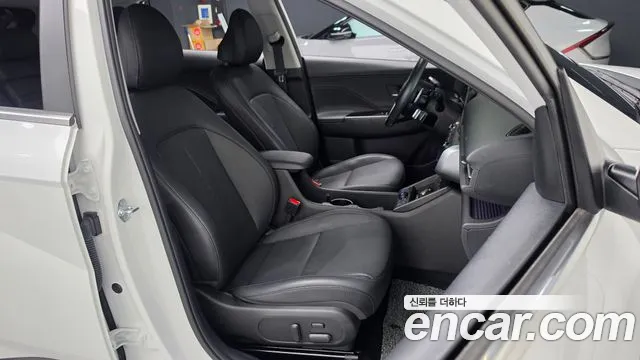 Hyundai Kona SX2 — Фото автомобиля 11