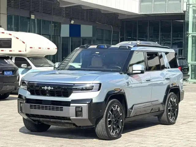Фотография автомобиля — BYD FangChengBao Leopard 8