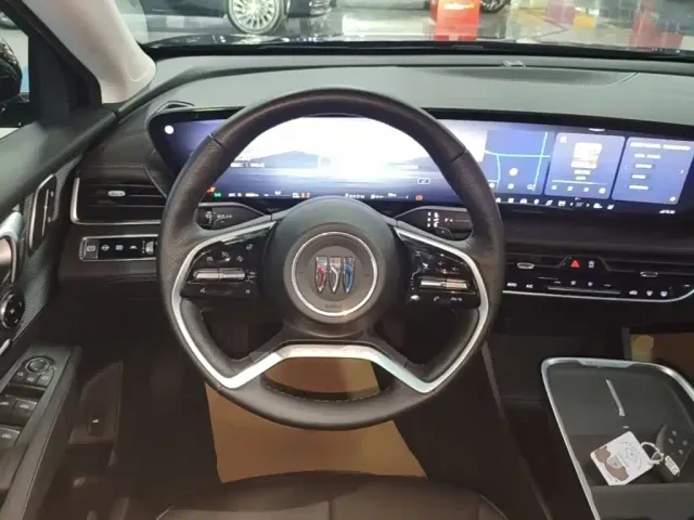 Buick LaCrosse — Фото автомобиля 10