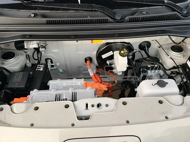 Wuling Hongguang Mini EV — Фото автомобиля 19