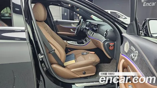 Mercedes-Benz E-Class W213 — Фото автомобиля 17
