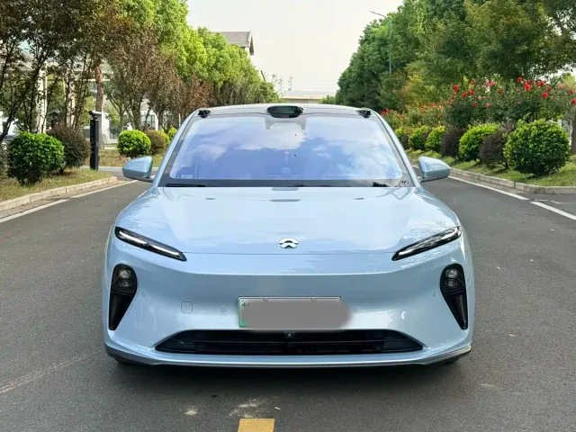 Nio ET5 — Фото автомобиля 2