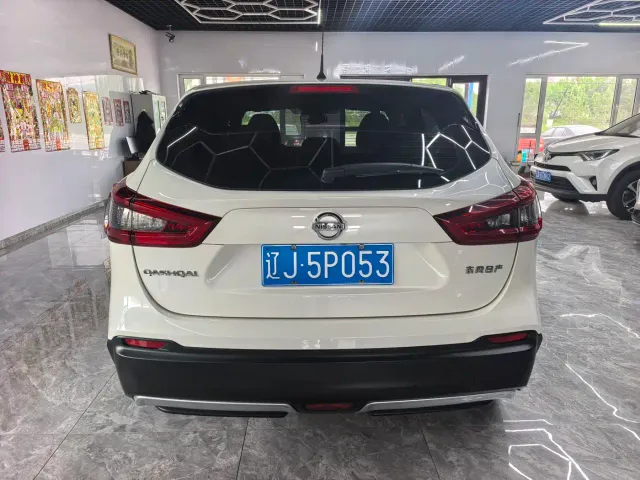 Nissan Qashqai — Фото автомобиля 6