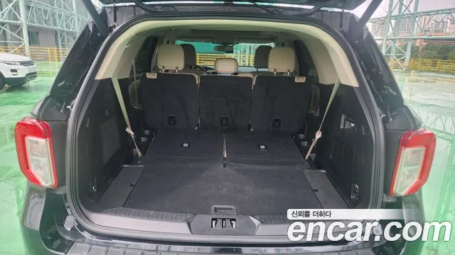 Ford Explorer 6th Gen — Фото автомобиля 8