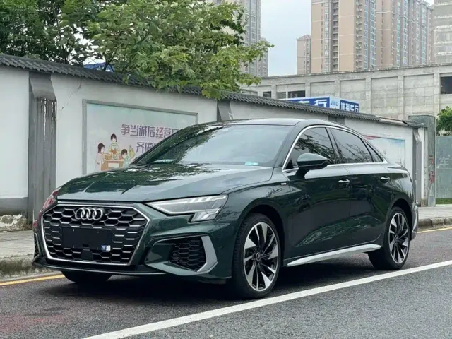 Фотография автомобиля — Audi A3