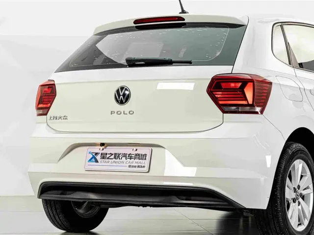 Volkswagen Polo — Фото автомобиля 7