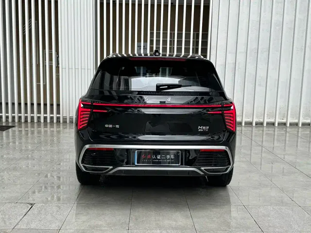 Hongqi HS3 — Фото автомобиля 13